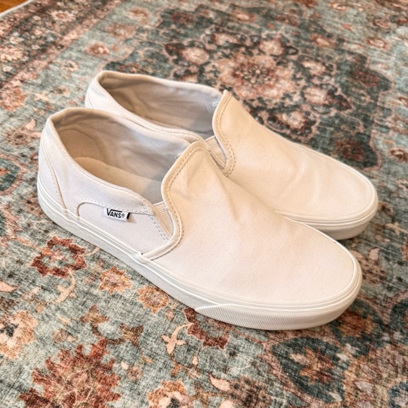 Vans Shoes - Vans white Slip-On Shoes women’s 8